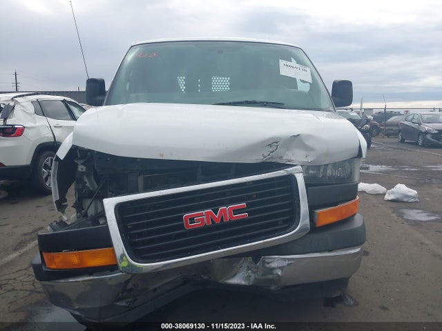 GMC Savana 2500 Work Van 2017 1GTW7AFFXH1908081 Image 6