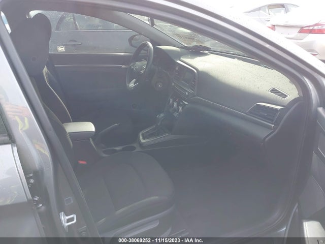 Hyundai ELANTRA SE 2019 5NPD74LF1KH468331 Image 5