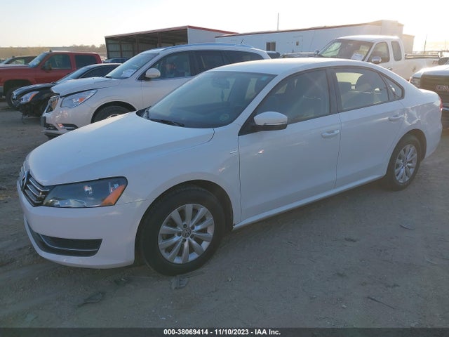 1VWAS7A39EC062449 Volkswagen Passat 1.8t Wolfsburg Edition
