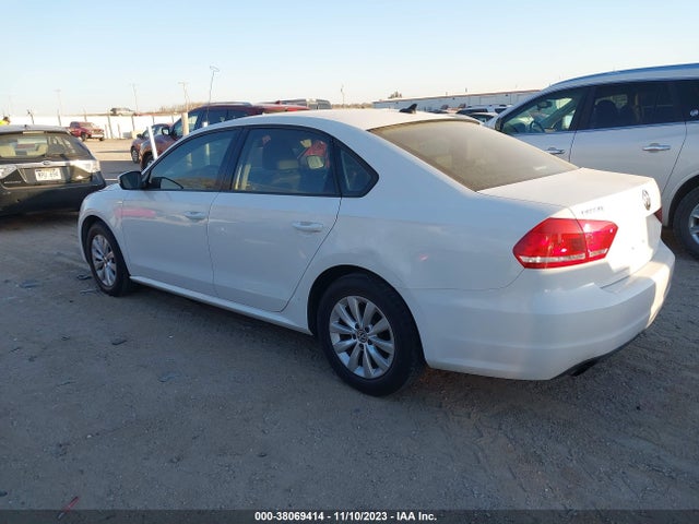 1VWAS7A39EC062449 Volkswagen Passat 1.8t Wolfsburg Edition