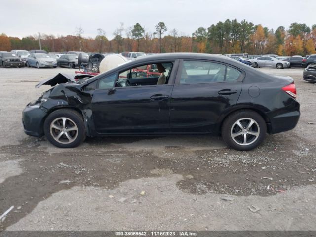 2HGFB2F79FH558889 Honda CIVIC SE