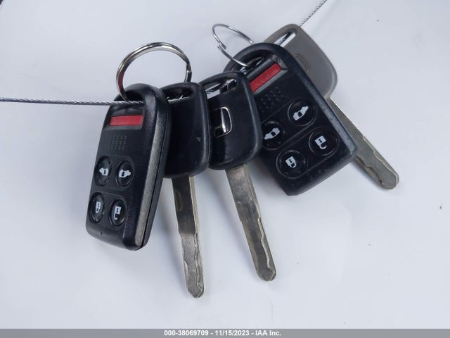 Продажа на аукционе авто 2006 Honda Odyssey Ex, vin: 5FNRL38476B115132, номер лота: 38069709