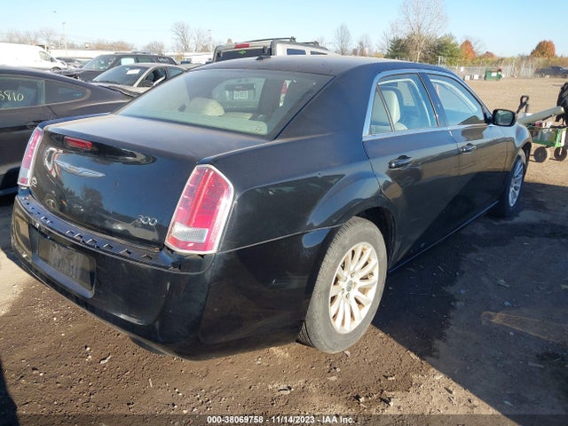 Chrysler 300 2014 2C3CCAAG6EH127607 Image 4