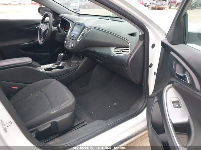 Chevrolet MALIBU LT 2018 1G1ZD5ST4JF191896 Image 5