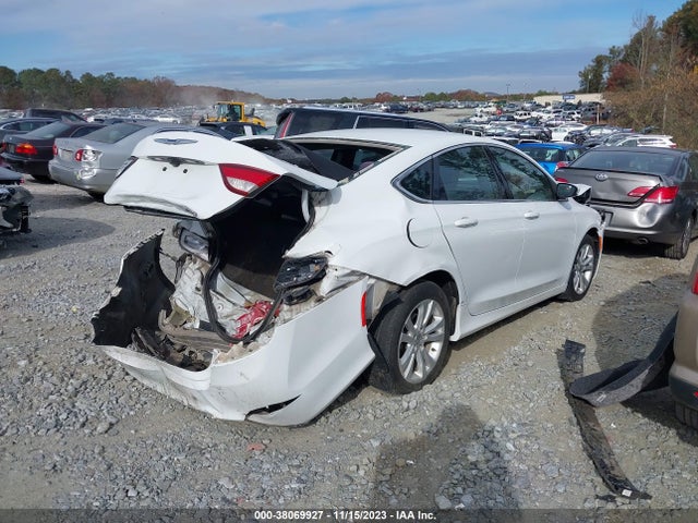 Chrysler 200 Limited 2015 1C3CCCABXFN685467 Image 4