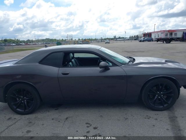 2C3CDZAG9GH158204 Dodge Challenger Sxt Plus