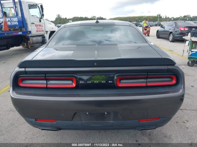 2C3CDZAG9GH158204 Dodge Challenger Sxt Plus