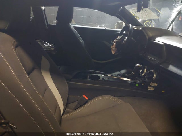 Chevrolet Camaro 1lt 2017 1G1FB1RS9H0210275 Image 5