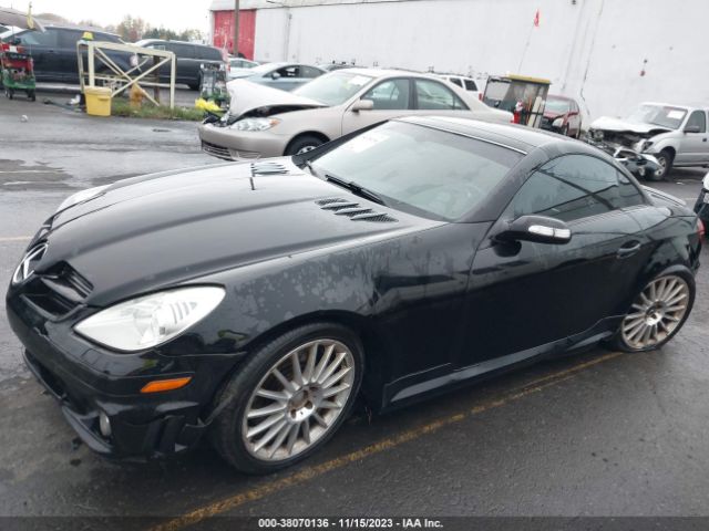 2007 MERCEDES-BENZ SLK 55 AMG WDBWK73F67F150682 Photo 5