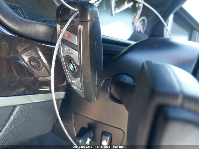 BMW 535i Xdrive 2016 WBA5B3C5XGG258727 Image 11
