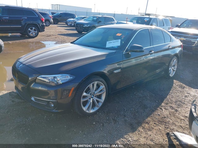 BMW 535i Xdrive 2016 WBA5B3C5XGG258727 Image 2