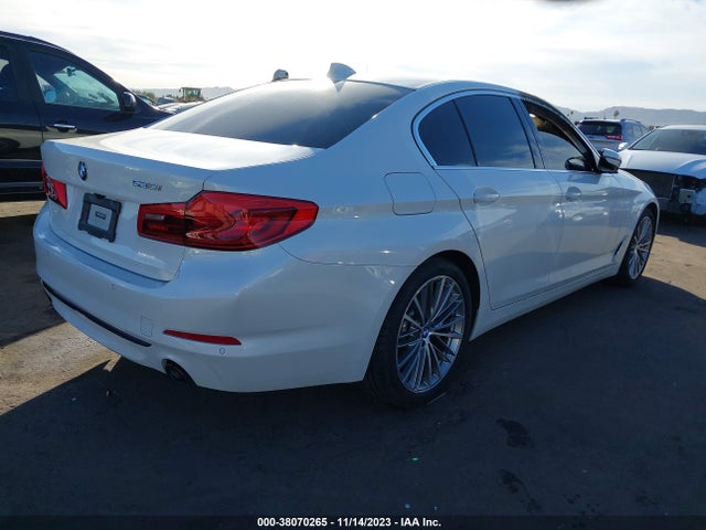 BMW 530I 2019 WBAJA5C57KWW00680 Image 4