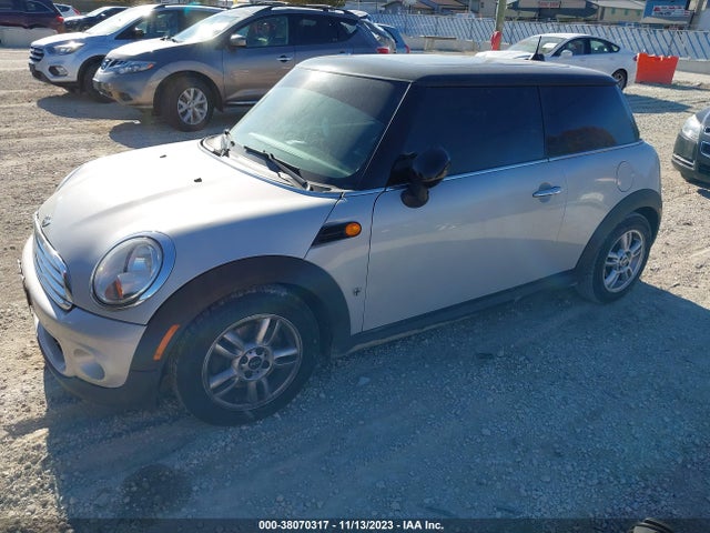 2012 MINI COOPER WMWSU3C5XCT262467 Photo 1