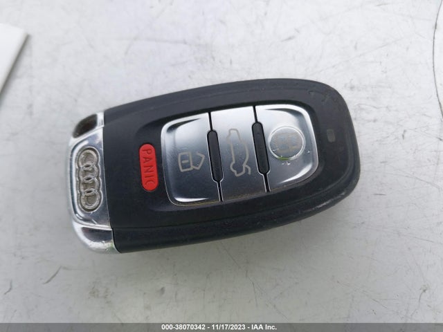 38070342 :رقم المزاد ، WA1LFAFP5CA139443 vin ، 2012 Audi Q5 2.0t Premium مزاد بيع