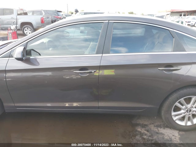 2015 HYUNDAI SONATA SE VIN: 5NPE24AF0FH216484