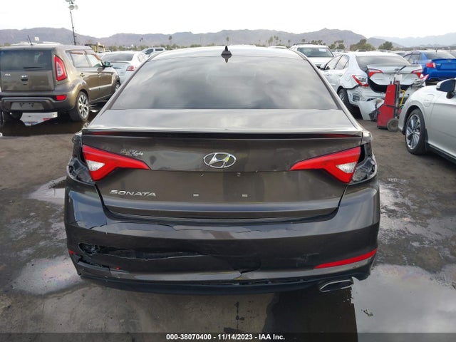2015 HYUNDAI SONATA SE VIN: 5NPE24AF0FH216484