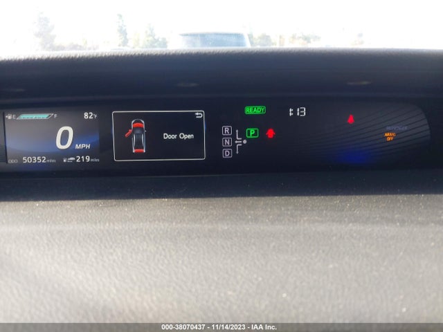 38070437 :رقم المزاد ، JTDBVRBD1HA001694 vin ، 2017 Toyota Mirai مزاد بيع