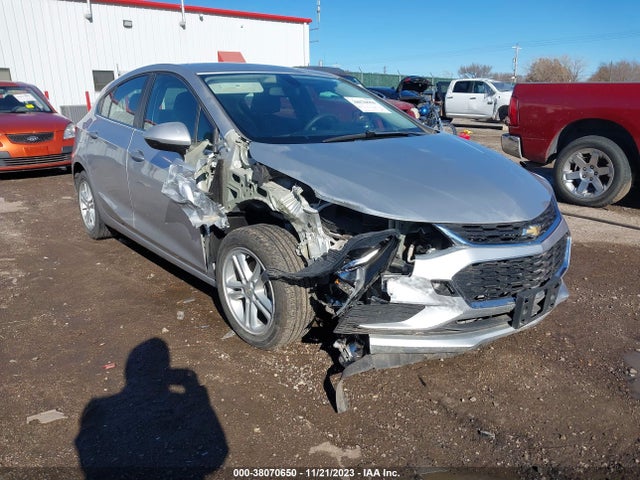 2017 3G1BE6SM8HS562268 main image