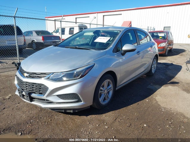 Chevrolet Cruze Lt Auto 2017 3G1BE6SM8HS562268 Image 2