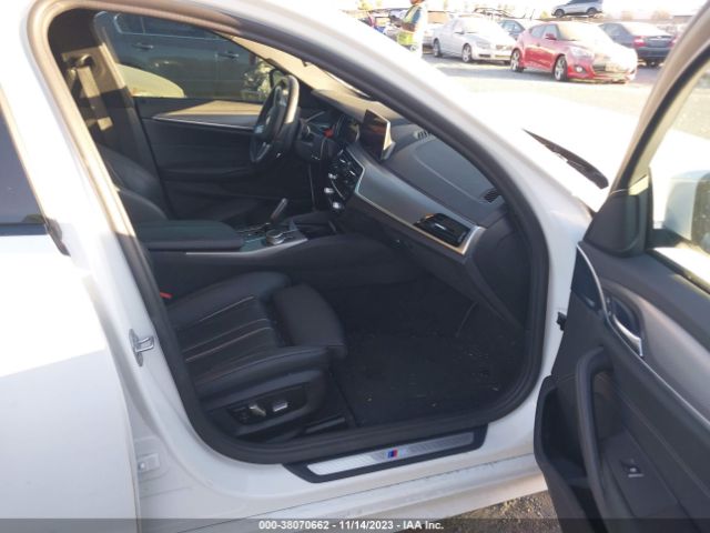 WBAJA9C57KB399121 BMW 530e Iperformance