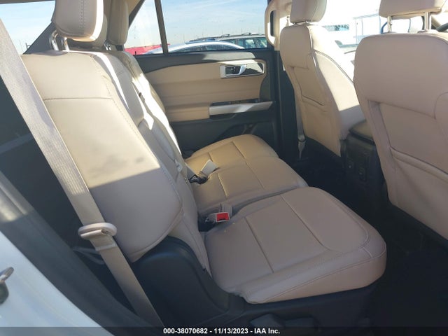 Ford EXPLORER XLT 2023 1FMSK8DH3PGB25234 Image 8