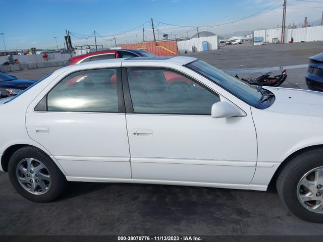 1998 TOYOTA CAMRY XLE V6 VIN: JT2BF28K3W0098208