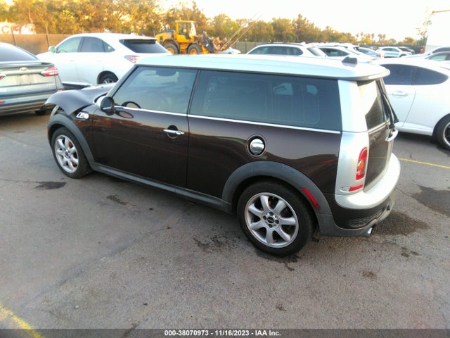 2009 MINI COOPER S CLUBMAN WMWMM33579TP91604 Photo 2