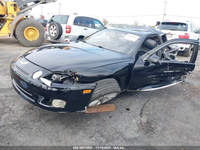 2000 LEXUS SC 300 VIN: JT8CD32Z3Y1007141