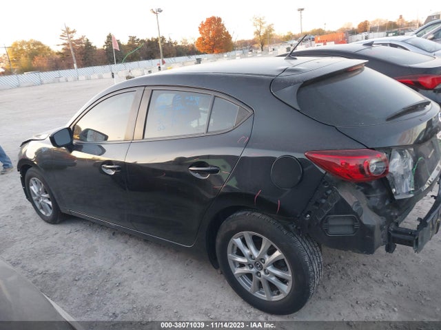 2018 MAZDA MAZDA3 SPORT VIN: 3MZBN1K74JM265946