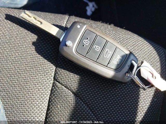 2021 HYUNDAI ELANTRA SE VIN: KMHLL4AG0MU164799