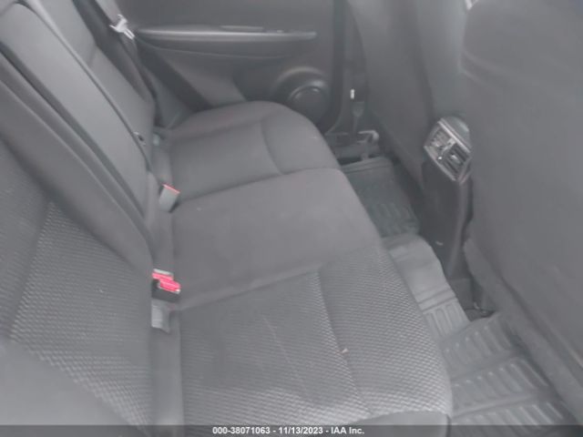 JN1BJ1CP8JW160164 Nissan Rogue Sport S