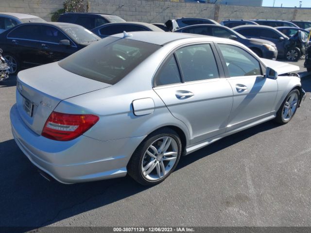 WDDGF8ABXEA836207 Mercedes-Benz C 300 Luxury 4matic