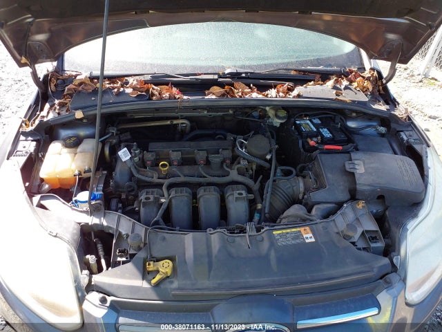 2014 FORD FOCUS SE VIN: 1FADP3F25EL132920