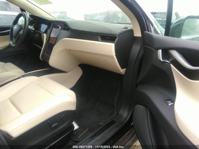 5YJXCDE24JF129319 Tesla Model X 75d/p100d/100d