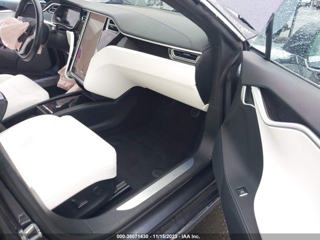 5YJSA1E15HF226769 Tesla Model S 60/75