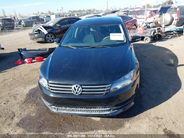 2013 VOLKSWAGEN PASSAT 2.5L S VIN: 1VWAP7A3XDC032232