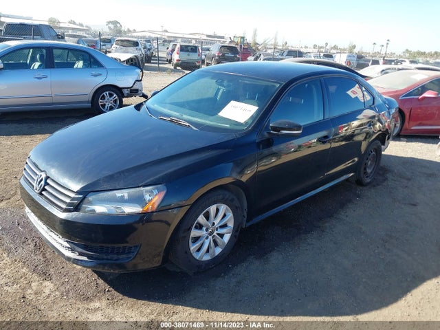 2013 VOLKSWAGEN PASSAT 2.5L S VIN: 1VWAP7A3XDC032232