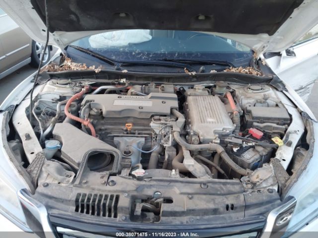 1HGCR6F77EA010134 Honda Accord Hybrid Touring