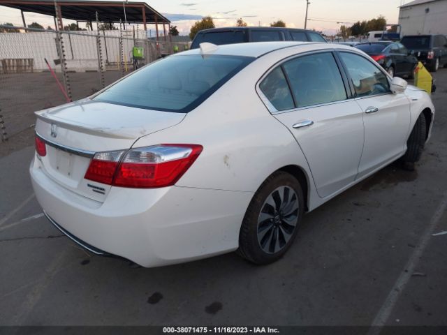 1HGCR6F77EA010134 Honda Accord Hybrid Touring