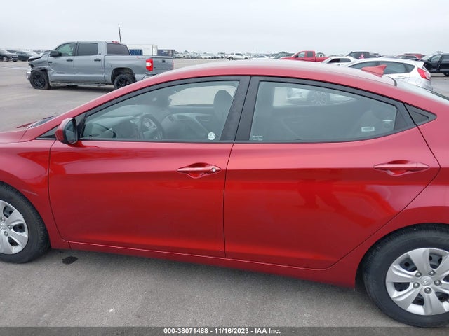 2016 HYUNDAI ELANTRA SE VIN: 5NPDH4AEXGH704697