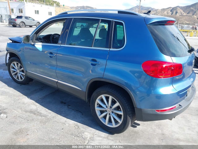 WVGSV7AX8HW506503 Volkswagen Tiguan 2.0t Wolfsburg Edition