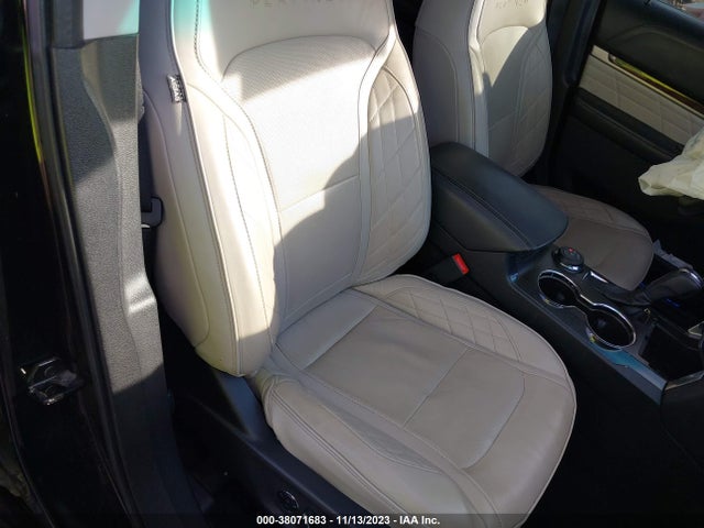 2016 FORD EXPLORER PLATINUM VIN: 1FM5K8HT4GGA70773