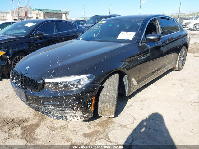 BMW 530I 2019 WBAJA5C50KWA57885 Image 2