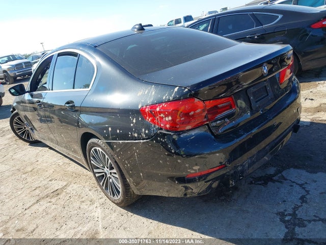 BMW 530I 2019 WBAJA5C50KWA57885 Image 3