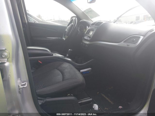 3C4PDCABXET214136 Dodge JOURNEY SE