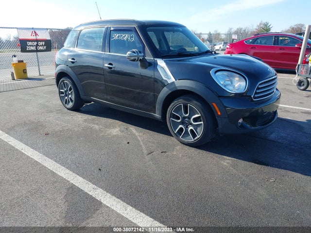 2011 MINI COOPER COUNTRYMAN WMWZB3C56BWM00197 Photo 0