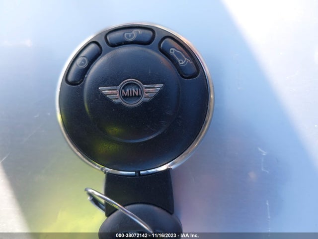 2011 MINI COOPER COUNTRYMAN WMWZB3C56BWM00197 Photo 10