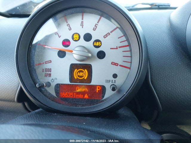 2011 MINI COOPER COUNTRYMAN WMWZB3C56BWM00197 Photo 6