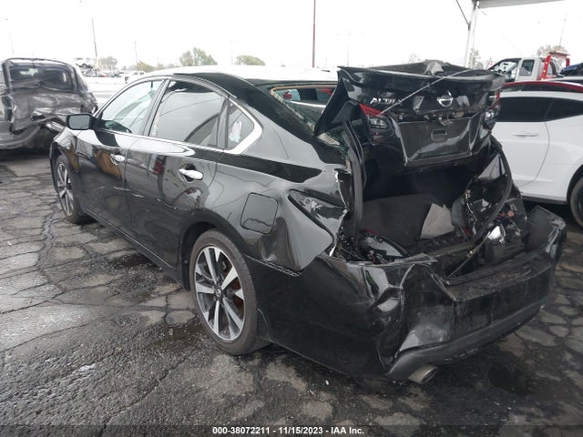 2018 NISSAN ALTIMA 2.5 SR VIN: 1N4AL3AP3JC111074