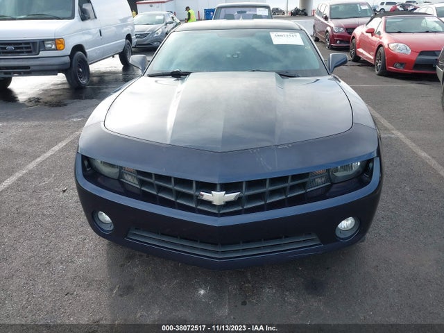 38072517 :رقم المزاد ، 2G1FB1E34D9146970 vin ، 2013 Chevrolet Camaro 1lt مزاد بيع